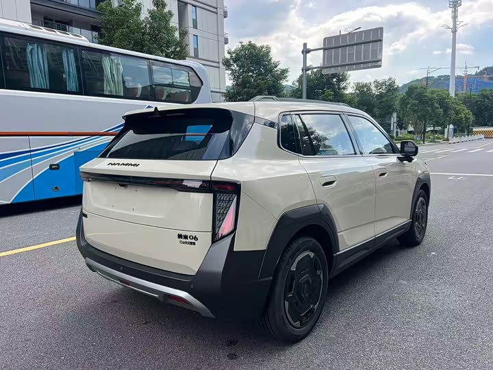 Dongfeng Yipai Nano 06, 2025 — фото 7 из 9