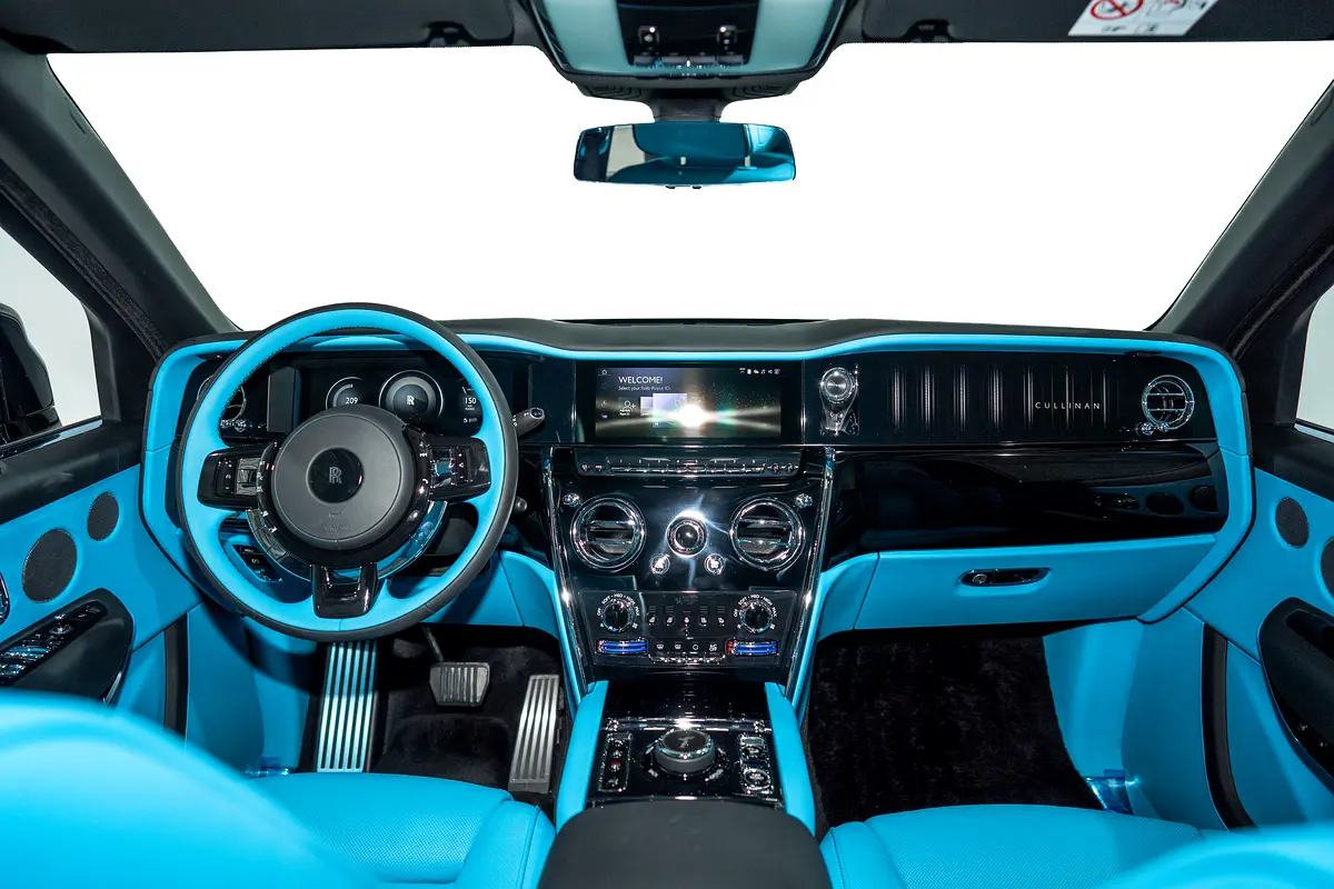 Rolls-Royce Cullinan, 2025 — фото 9 из 10