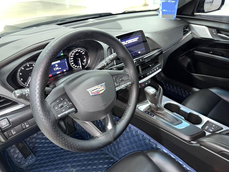 Cadillac CT4, 2023 — фото 7 из 9