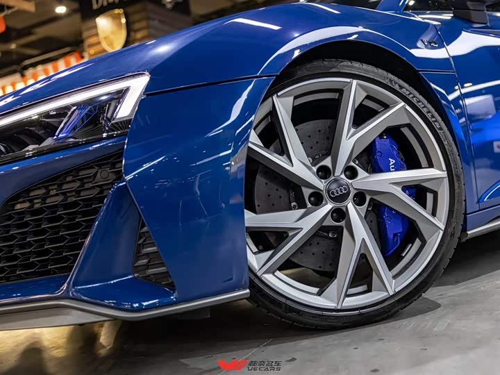 Audi R8, 2023 — фото 9 из 9