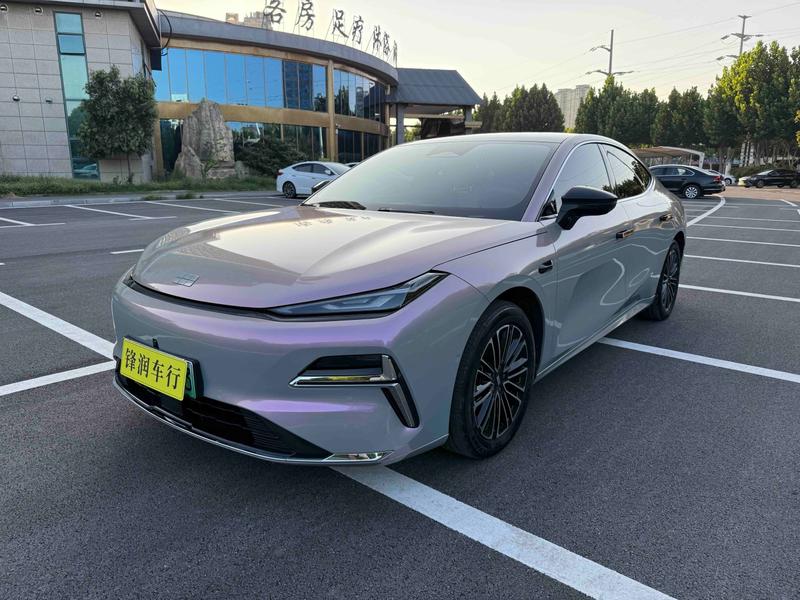 Geely Galaxy Starshine 8 EM-i, 2025 — купить в Рязани под ключ