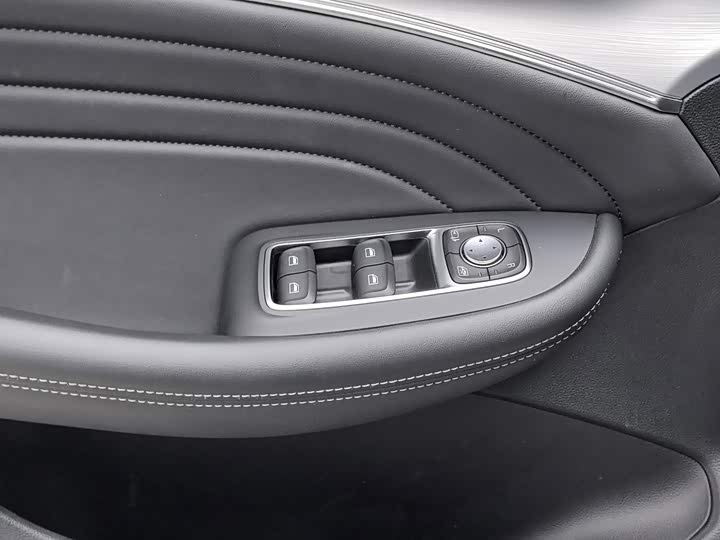 Roewe iMax 8, 2022 — фото 9 из 9