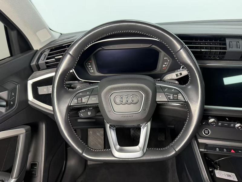 Audi Q3, 2021 — фото 10 из 12