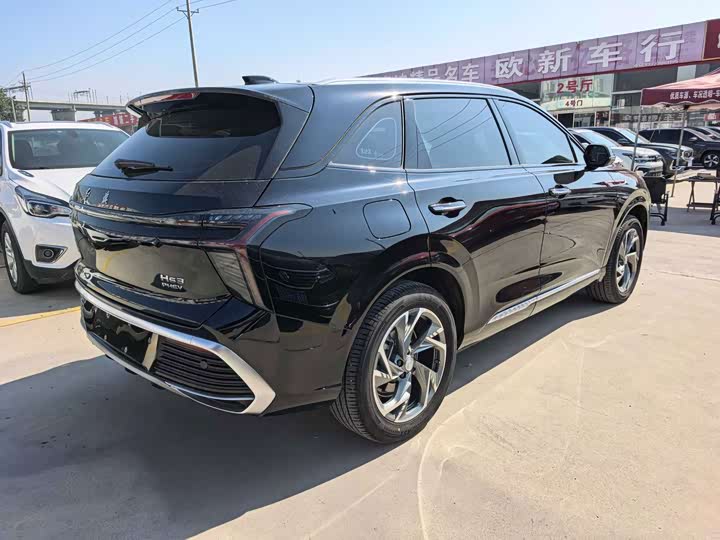 Hongqi HS3 Hybrid, 2025 — фото 4 из 9