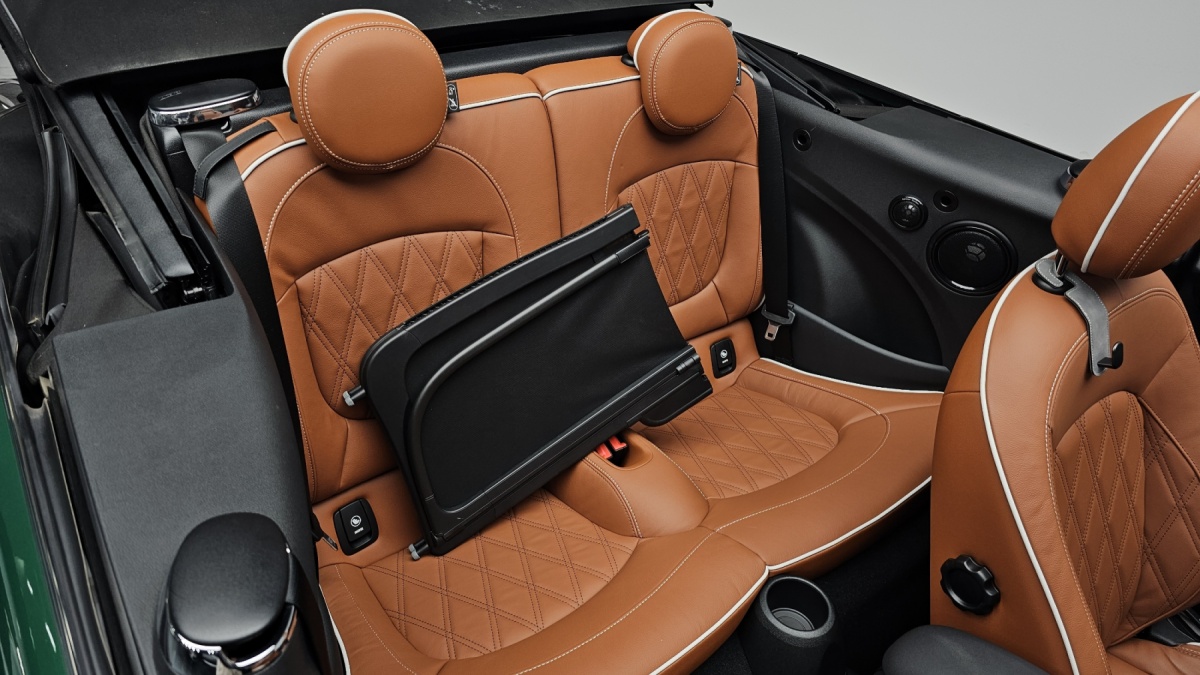 Mini Cooper Convertible, 2024 — фото 11 из 12