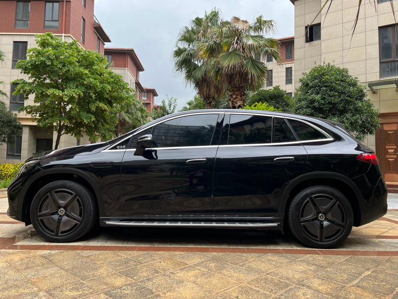 Mercedes-Benz EQE SUV, 2024 — фото 4 из 12