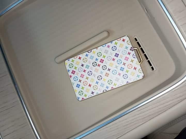 Shangjie (Huawei × SAIC) H5, 2026 — фото 9 из 9