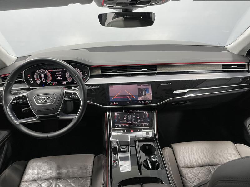 Audi A8, 2023 — фото 7 из 12