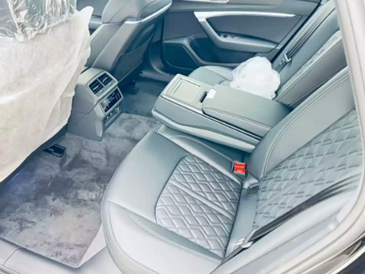 Audi A6L, 2025 — фото 7 из 7
