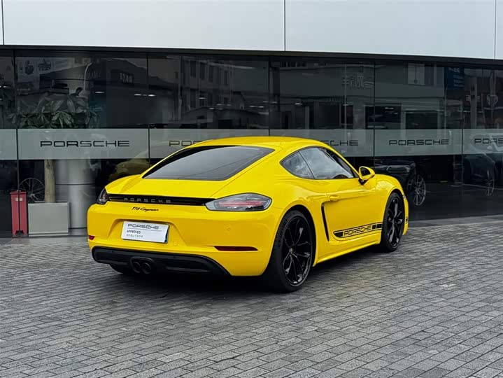Porsche 718, 2024 — фото 6 из 9