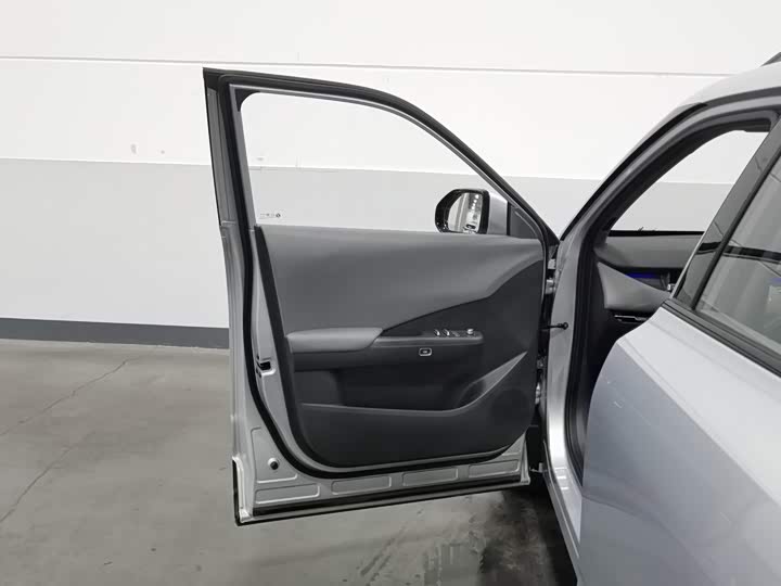 Dongfeng Yipai Nano 06, 2025 — фото 8 из 9
