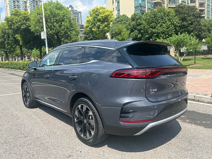 BYD Tang Hybrid/EV, 2024 — фото 5 из 9