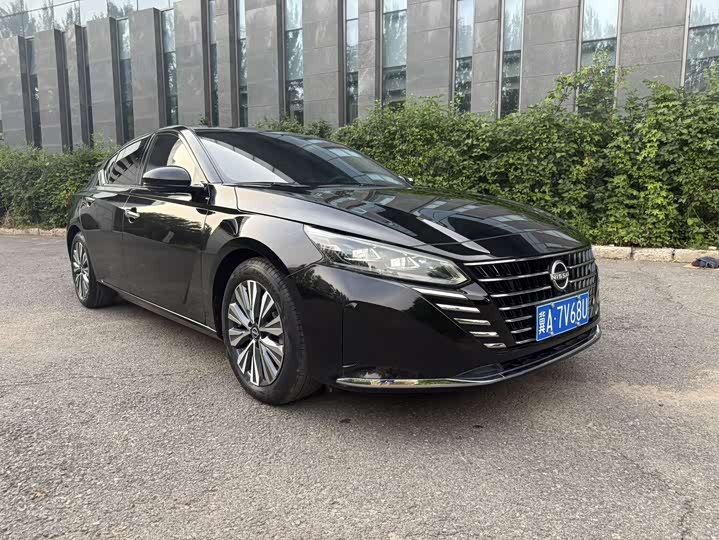 Nissan Teana, 2024 — фото 3 из 9