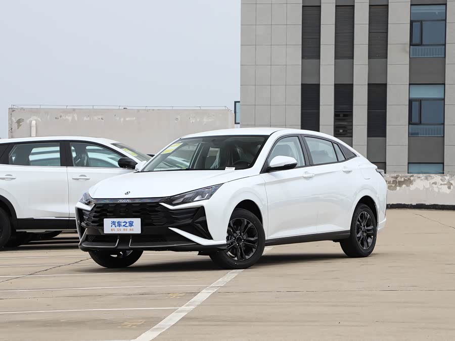 Dongfeng Aeolus Yixuan, 2026 — купить в Ижевске под ключ