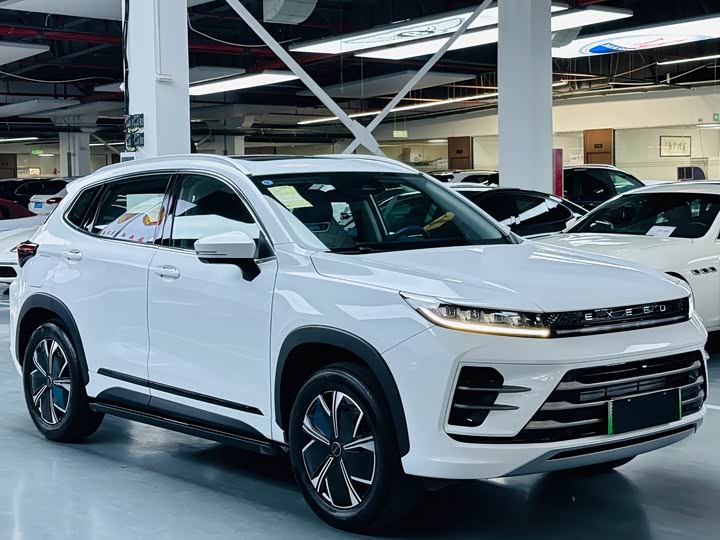 Exeed LX C-DM Hybrid, 2023 — фото 3 из 9
