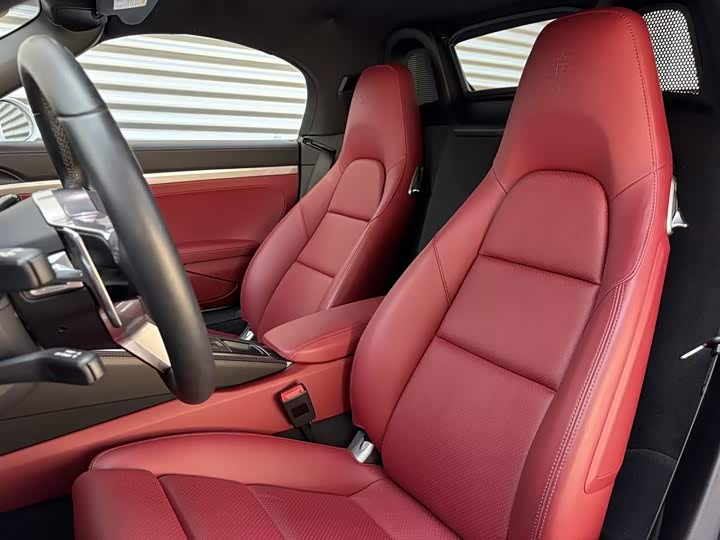 Porsche 718, 2025 — фото 7 из 9