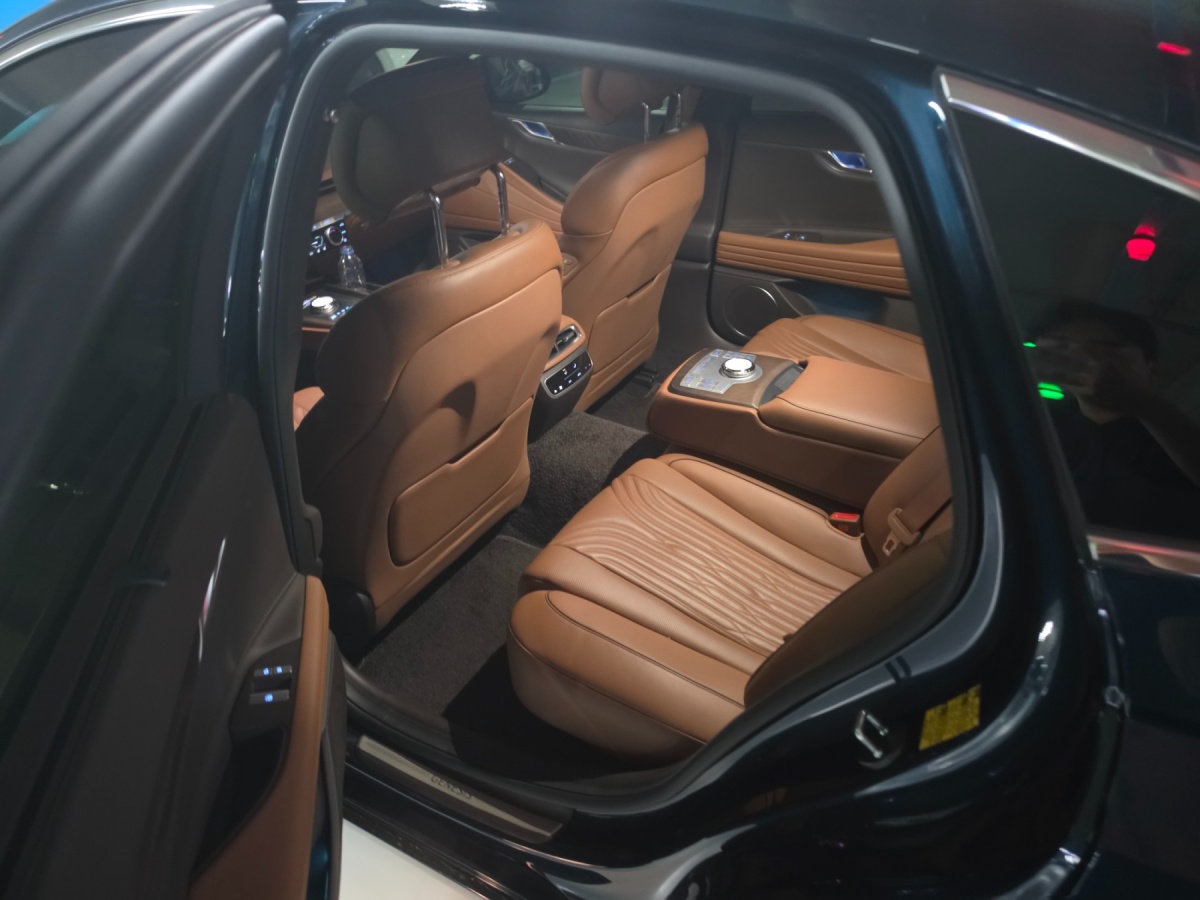 Genesis G80, 2023 — фото 6 из 9