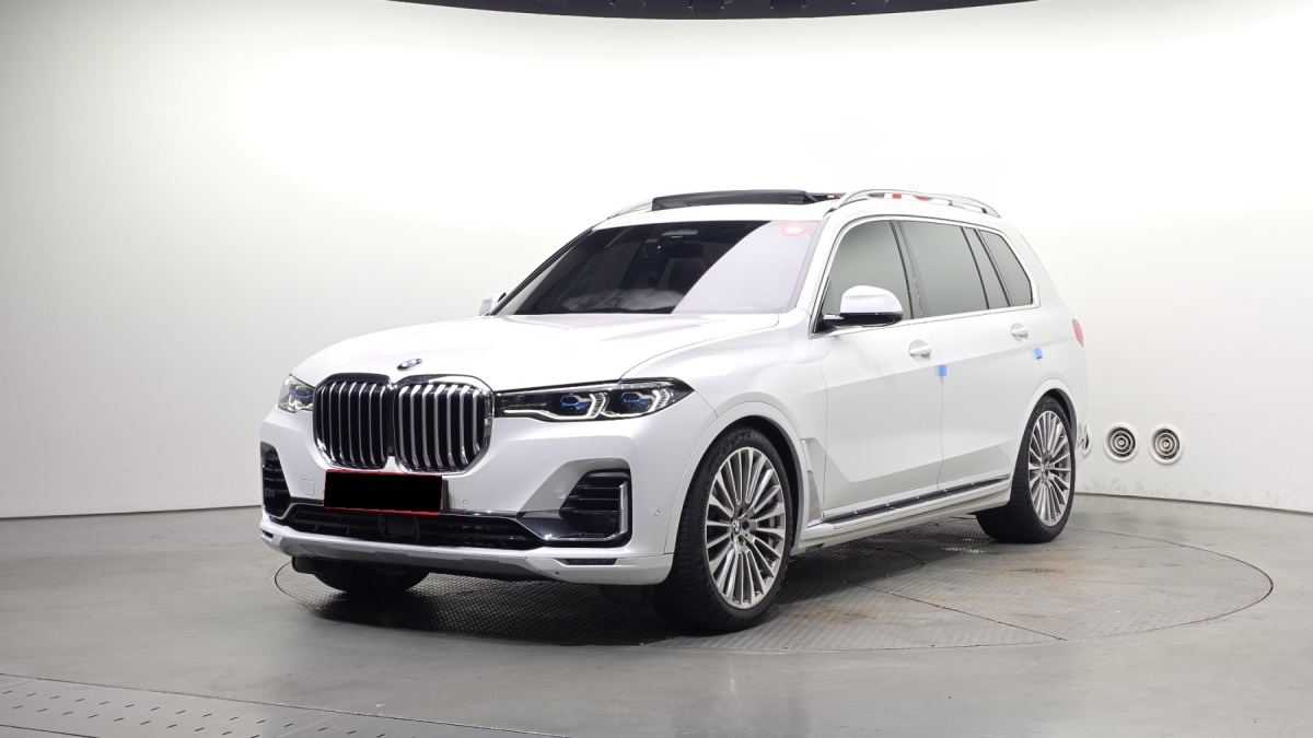 BMW X7, 2022 — купить в Белгороде под ключ