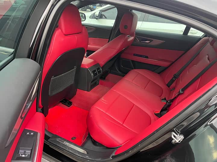 Jaguar XE L, 2025 — фото 7 из 7
