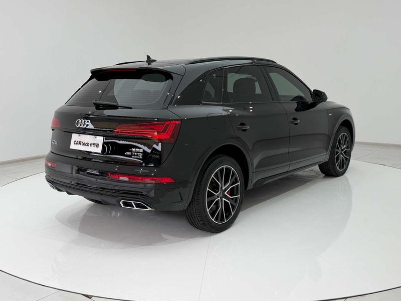 Audi Q5L, 2024 — фото 7 из 12
