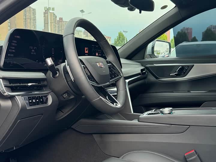 Cadillac CT6, 2023 — фото 9 из 9