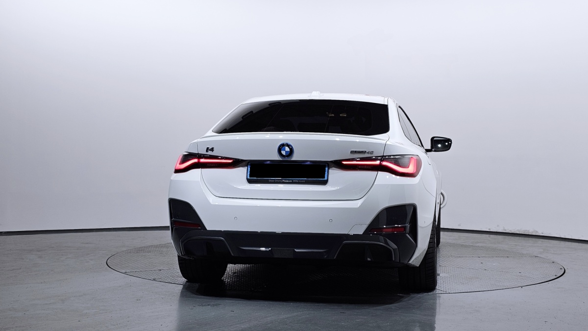 BMW i4, 2024 — фото 4 из 12
