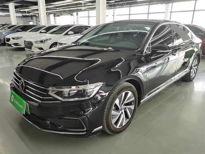 Volkswagen Magotan GTE Hybrid, 2022 — купить в Ульяновске под ключ