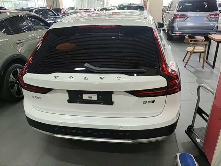 Volvo V90, 2022 — фото 4 из 9