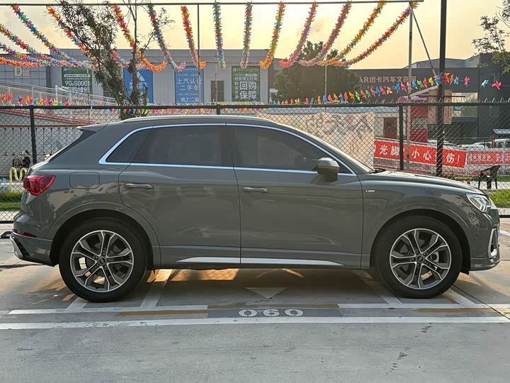 Audi Q3, 2023 — фото 4 из 9