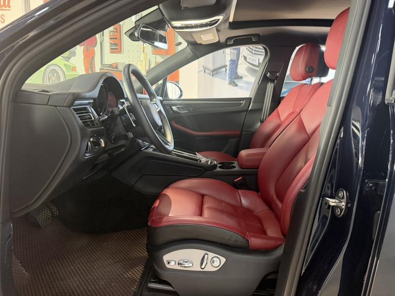 Porsche Macan, 2023 — фото 7 из 11