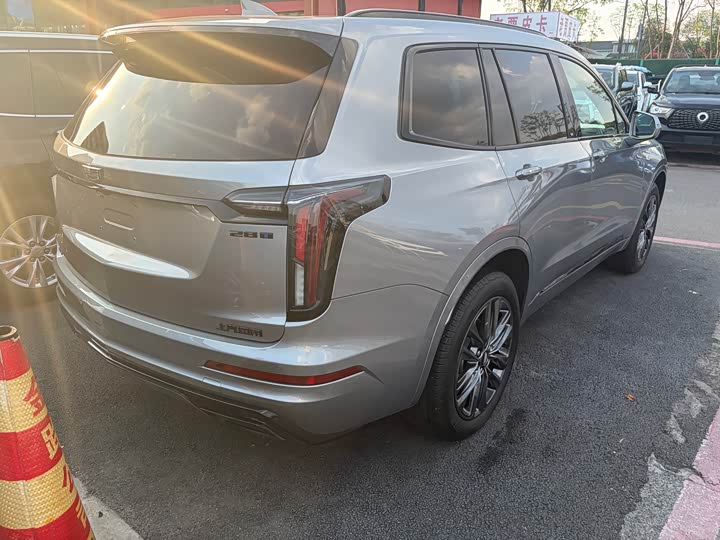 Cadillac XT6, 2024 — фото 6 из 9
