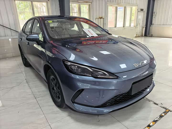 BYD Seal 05 DM-i Hybrid, 2026 — фото 3 из 9