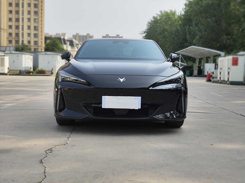 BAIC Arcfox Alpha S5, 2025 — фото 2 из 10