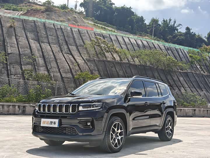 Jeep Grand Commander, 2022 — купить в Уфе под ключ