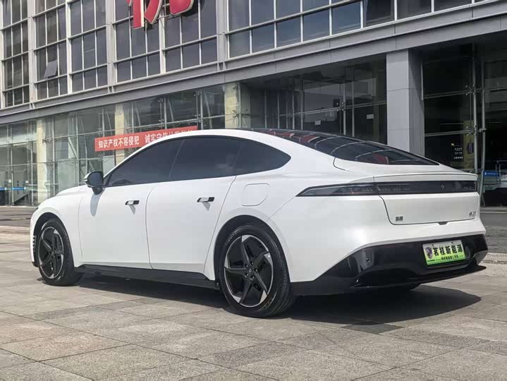 Dongfeng Yipai eπ 007, 2024 — фото 7 из 9