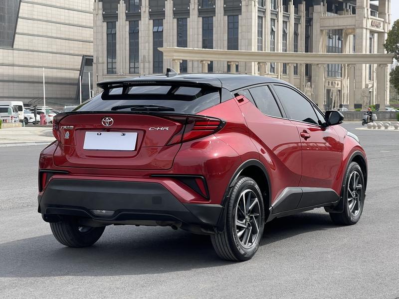 Toyota C-HR, 2021 — фото 6 из 10