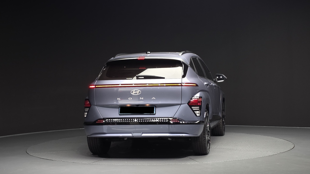 Hyundai Kona, 2023 — фото 4 из 12