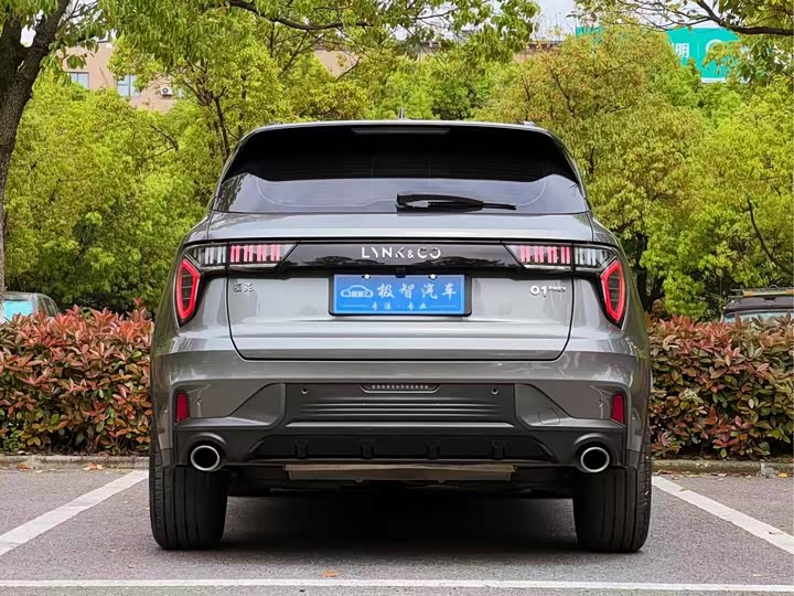 Lynk & Co 01 EM-P Hybrid, 2021 — фото 6 из 9
