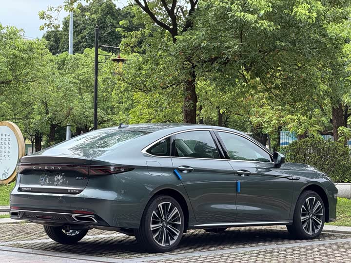 Chery Arrizo 8 Pro, 2026 — фото 6 из 9