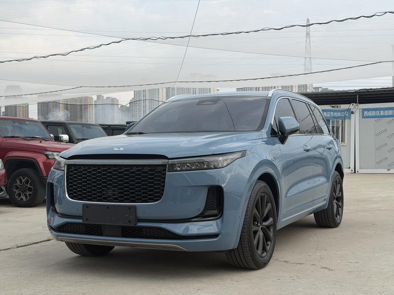 LiXiang One, 2023 — купить в Санкт-Петербурге под ключ