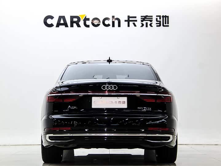 Audi A8, 2023 — фото 6 из 9