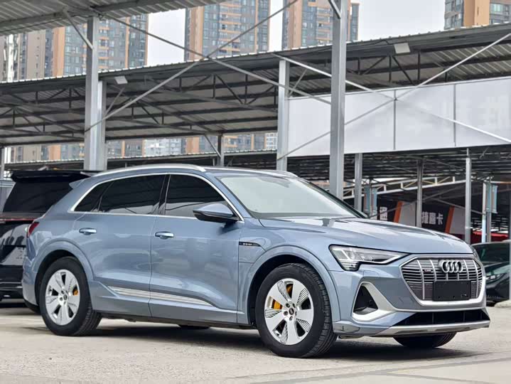 Audi e-tron, 2025 — фото 3 из 9