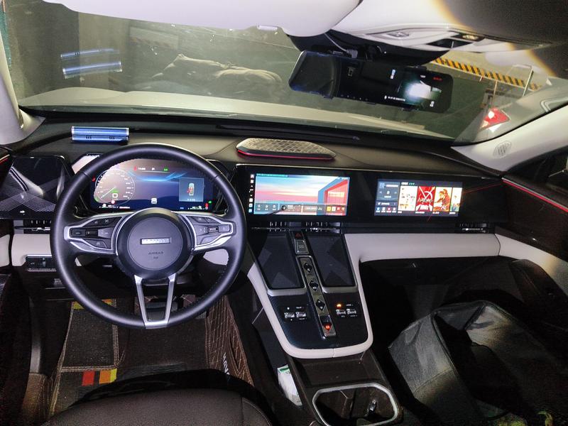 Haval Ruge Max, 2023 — фото 10 из 12