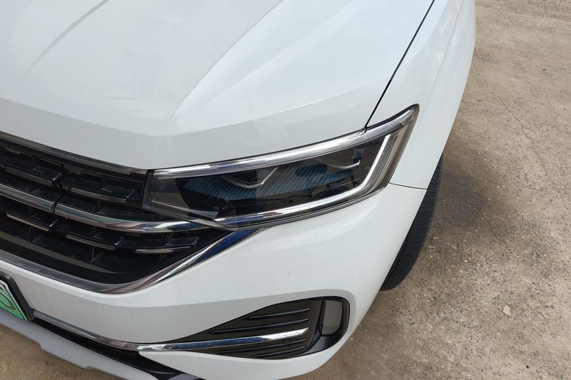 Volkswagen Tayron GTE Hybrid, 2023 — фото 4 из 12