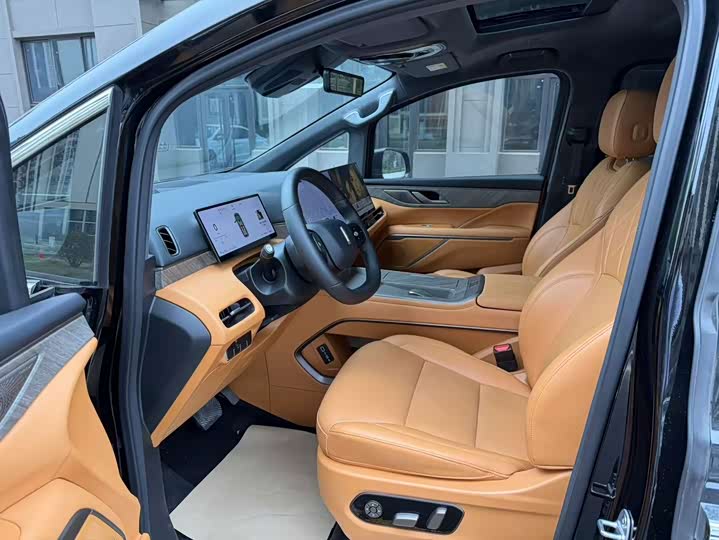 Wey 80 Hybrid, 2025 — фото 7 из 9