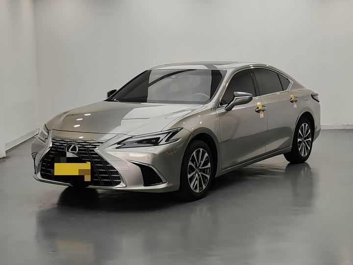 Lexus ES, 2025 — купить в Брянске под ключ