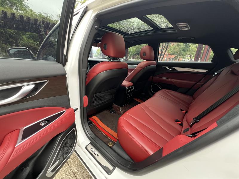 Geely Emgrand GT, 2021 — фото 9 из 10