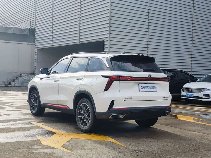 Changan CS75 Plus, 2023 — фото 4 из 9