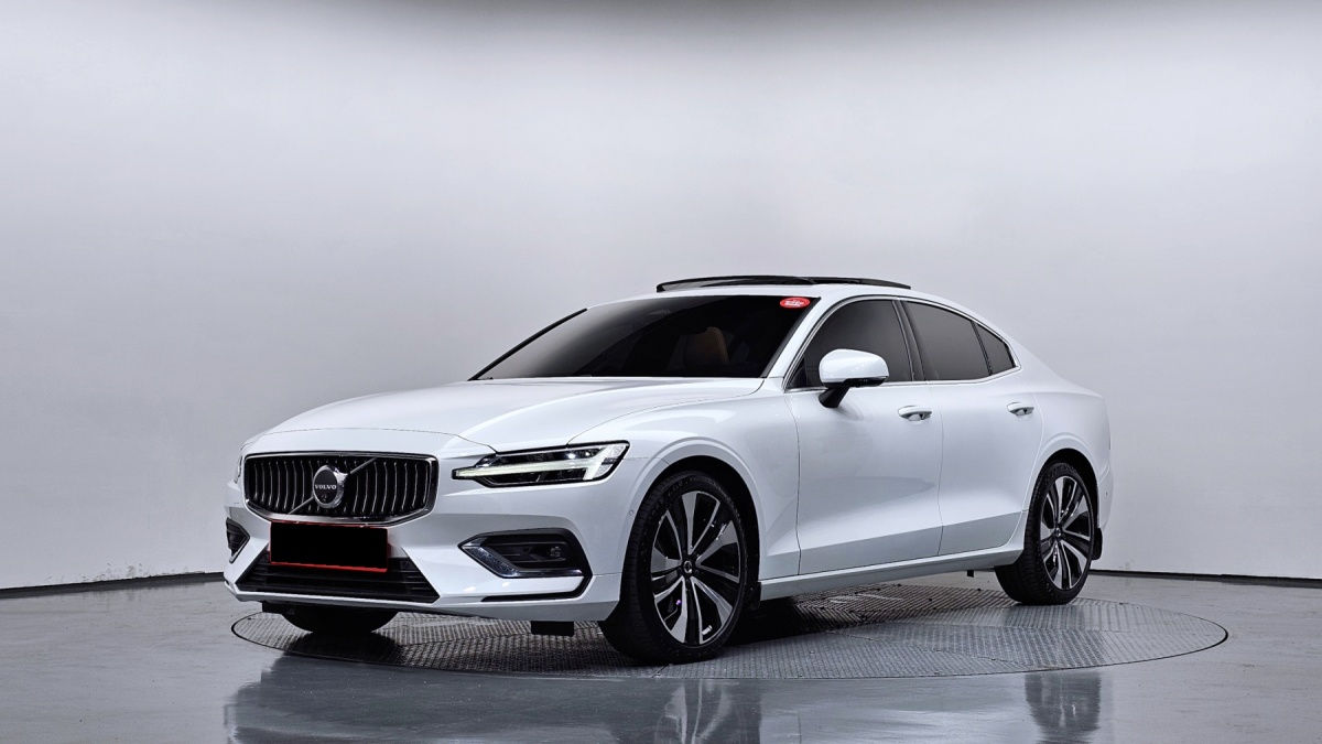 Volvo S60, 2023 — купить в Пензе под ключ
