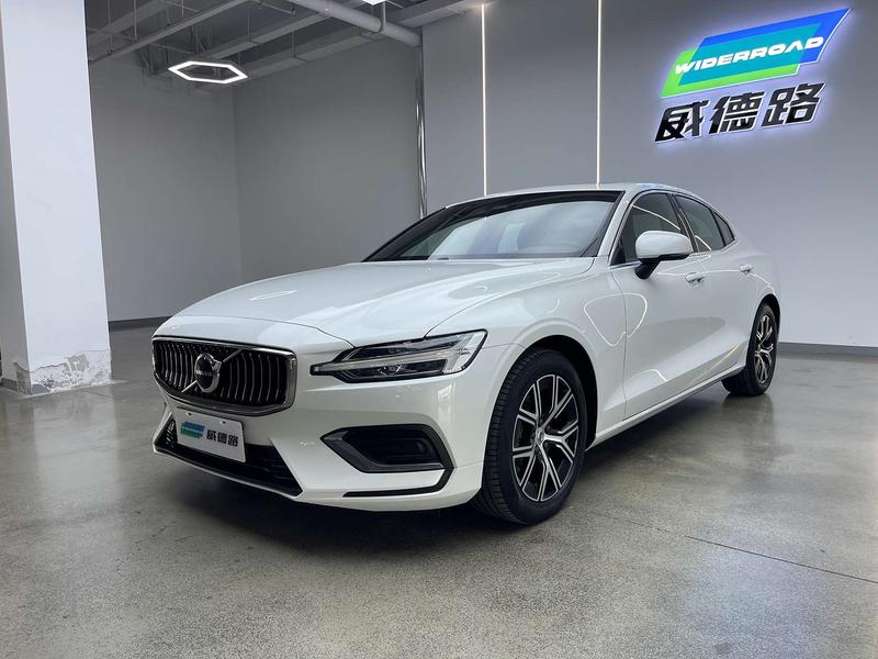 Volvo S60, 2025 — купить в Белгороде под ключ